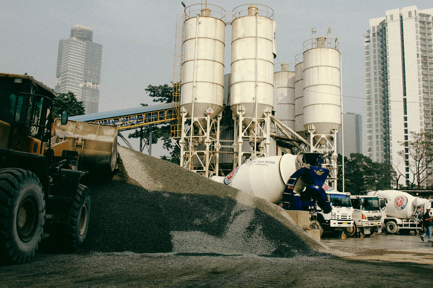 PT Pionirbeton Industri